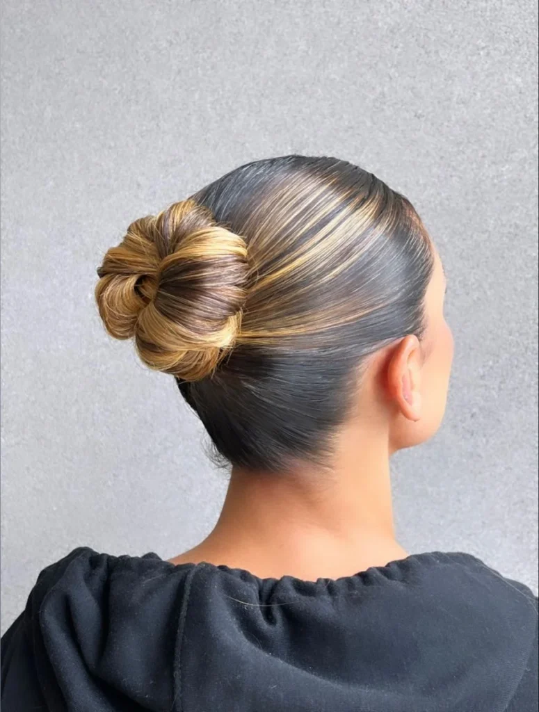 15 Hot Baddie Hairstyles Latina Straight hair Looks You Need 21 Sleek Straight Updo