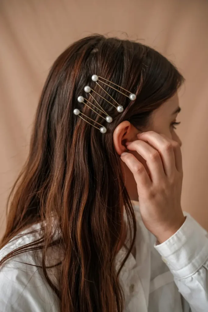 9.straight hair with clips hairstyle