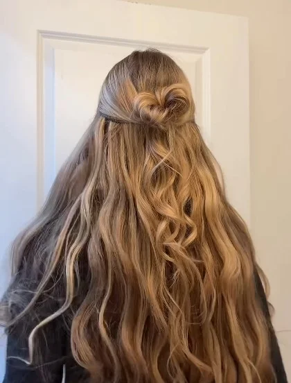 Effortless Half-Up Knot