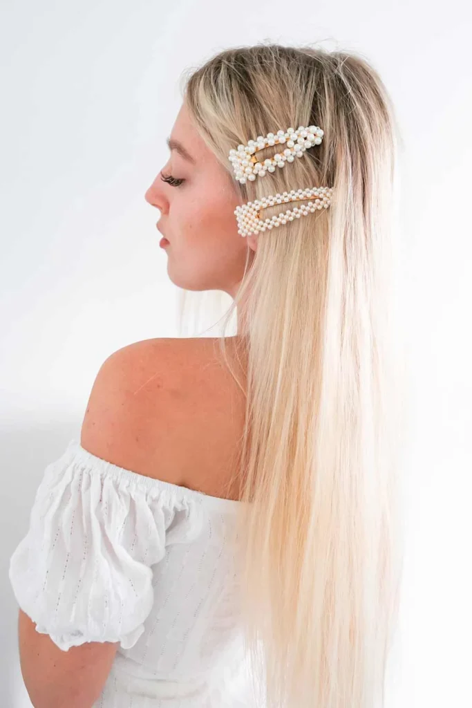 Straight Hair with Clips