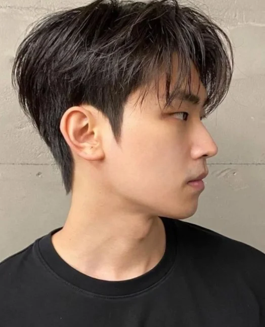 Defined Short Sideburns