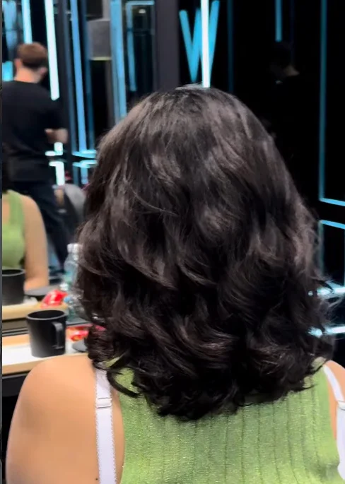 Wavy Shoulder Cut