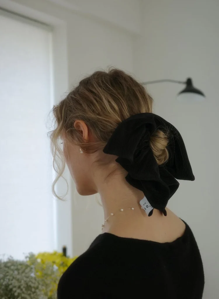 Italian Bob with Scrunchie