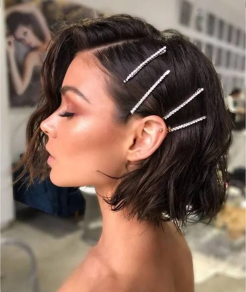 Italian Bob with Pin Tuck