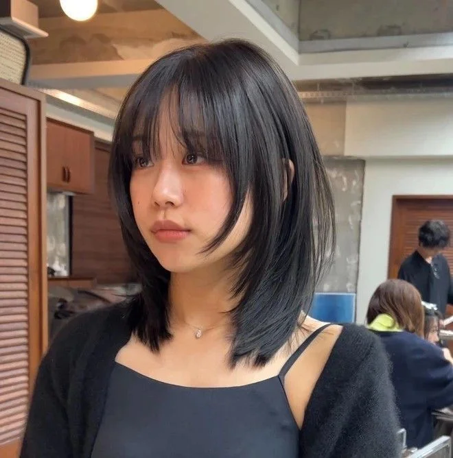 Korean Chin-Covering Layers