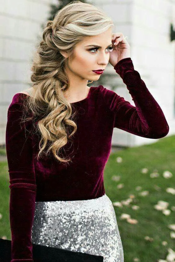 Side-Swept Elven Curls
