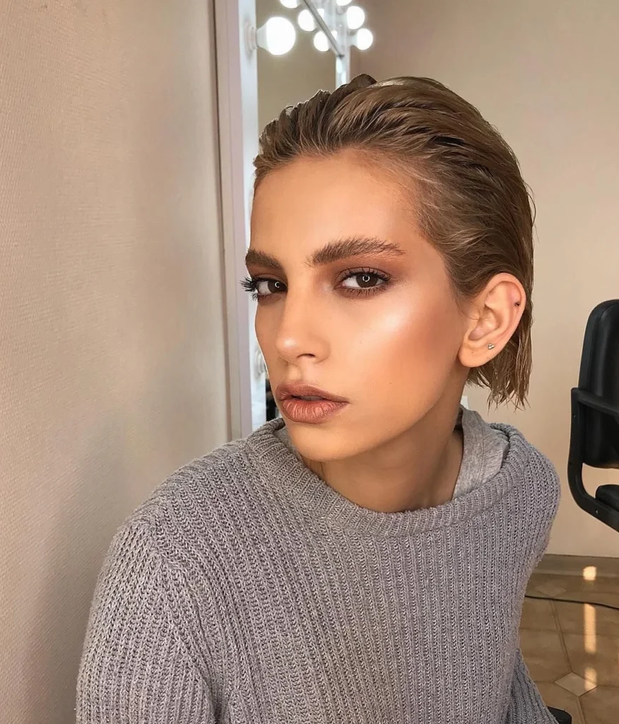 Wet-Look Pixie Style