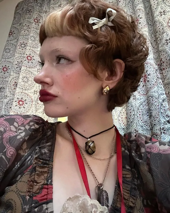 Textured Crop with Ribbon